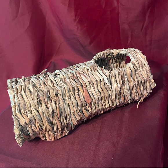 Straw Guinea Pig Tunnel NWOT - Picture 4 of 4